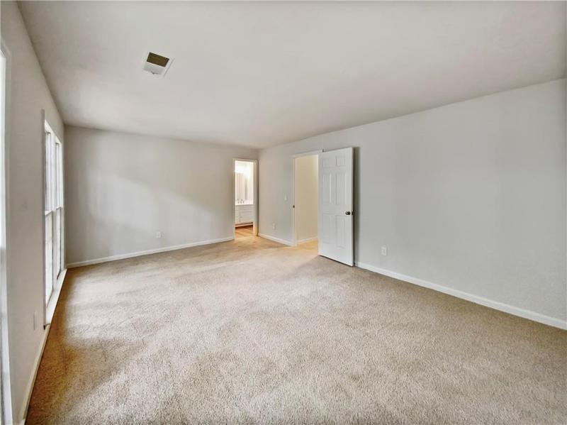 Image for property 502 Brandywine Circle, Atlanta, GA 30350