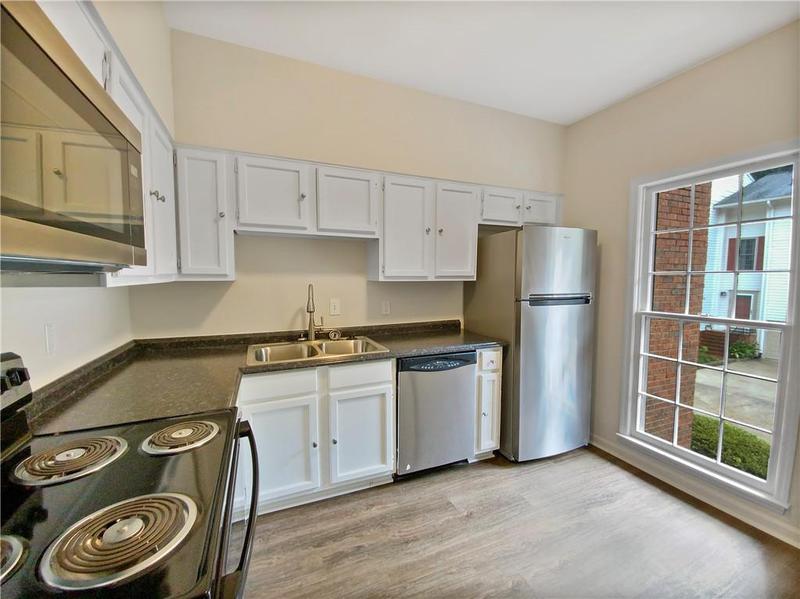 Image for property 502 Brandywine Circle, Atlanta, GA 30350