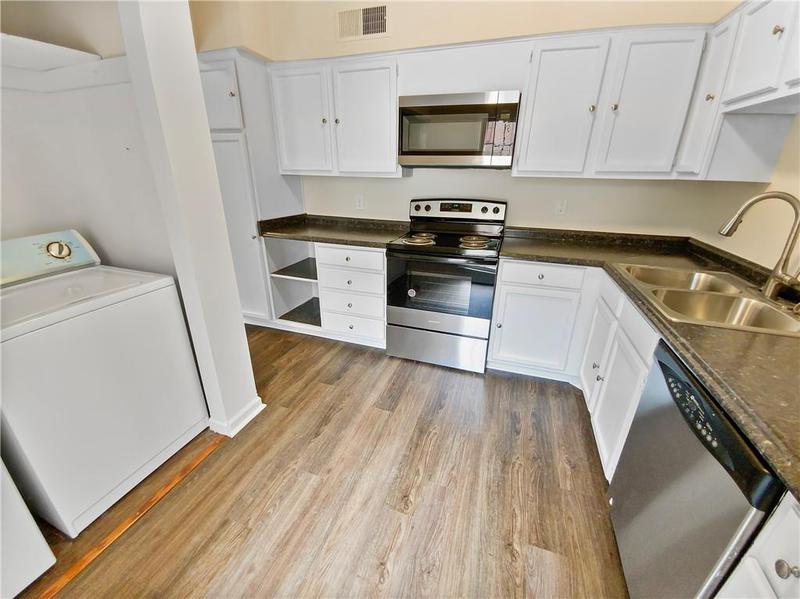 Image for property 502 Brandywine Circle, Atlanta, GA 30350
