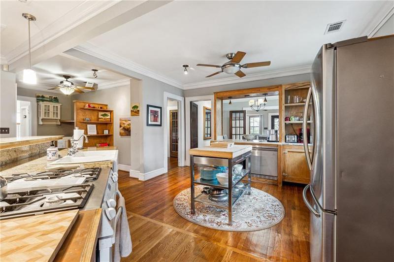 Image for property 698 Bellemeade Avenue, Atlanta, GA 30318