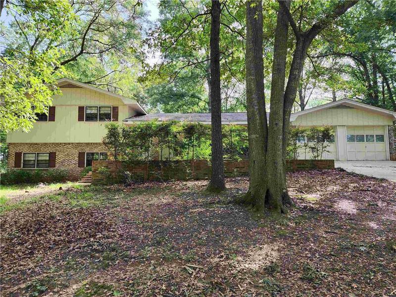 Image for property 2288 Hudson, Lilburn, GA 30047