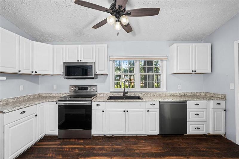 Image for property 59 KEITH Drive, Forsyth, GA 31029