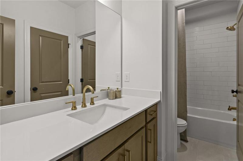 Image for property 114 IveyBrooke Lane 62, Alpharetta, GA 30009