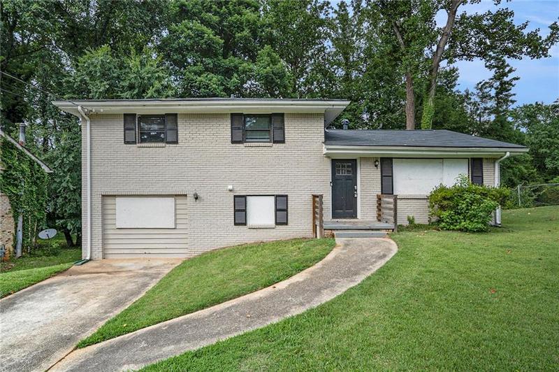 Image for property 1870 Glen Echo Drive, Decatur, GA 30032