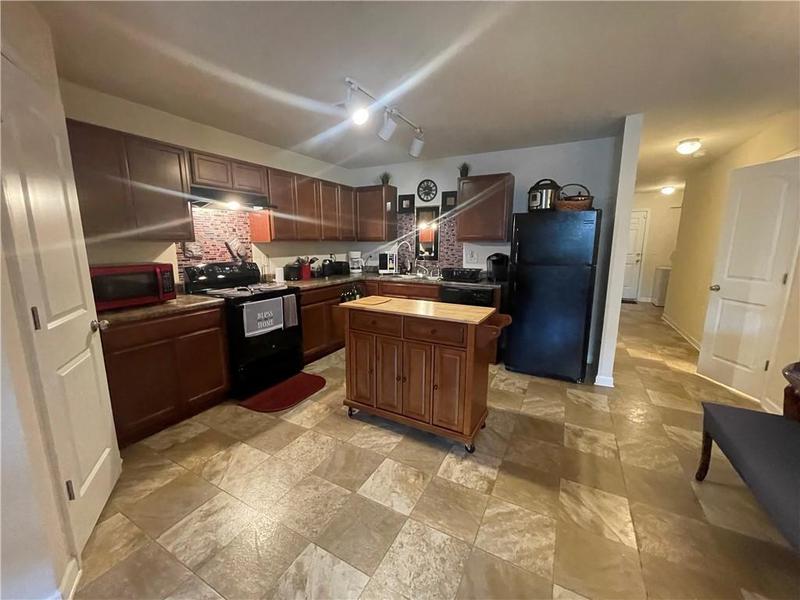 Image for property 1605 Hydrangea Lane, Mcdonough, GA 30253