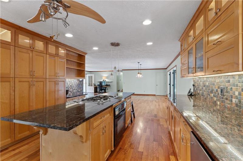Image for property 166 High Knoll Road, Jasper, GA 30143