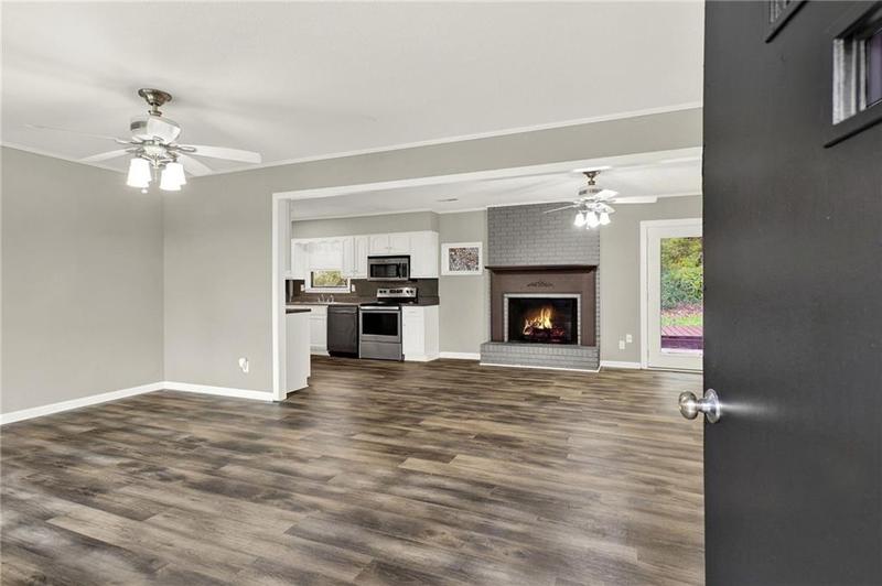 Image for property 451 Plainview Drive, Dalton, GA 30721