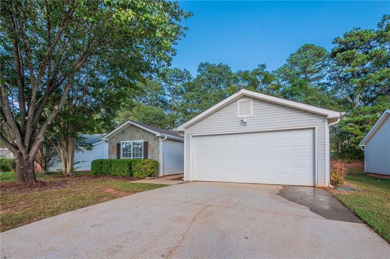 Image for property 150 Lake Terrace, Mcdonough, GA 30253