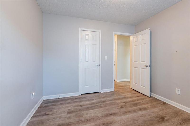 Image for property 150 Lake Terrace, Mcdonough, GA 30253