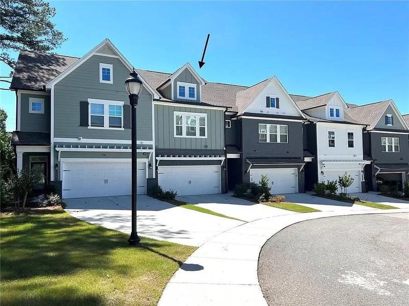 Image for property 2559 Oakbourne Lane, Smyrna, GA 30080