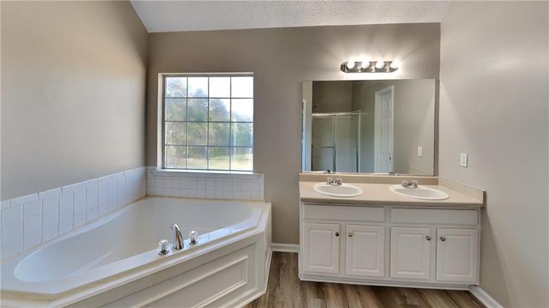Image for property 12497 Lakeside Parkway, Fayetteville, GA 30215