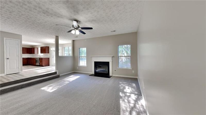Image for property 12497 Lakeside Parkway, Fayetteville, GA 30215