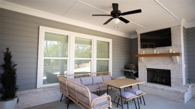 Image for property 6165 NAMON WALLACE Drive, Cumming, GA 30028