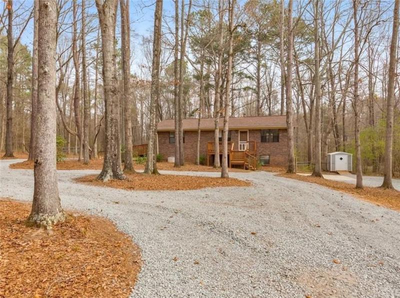 Image for property 220 WINDING STREAM Trail, Hampton, GA 30228