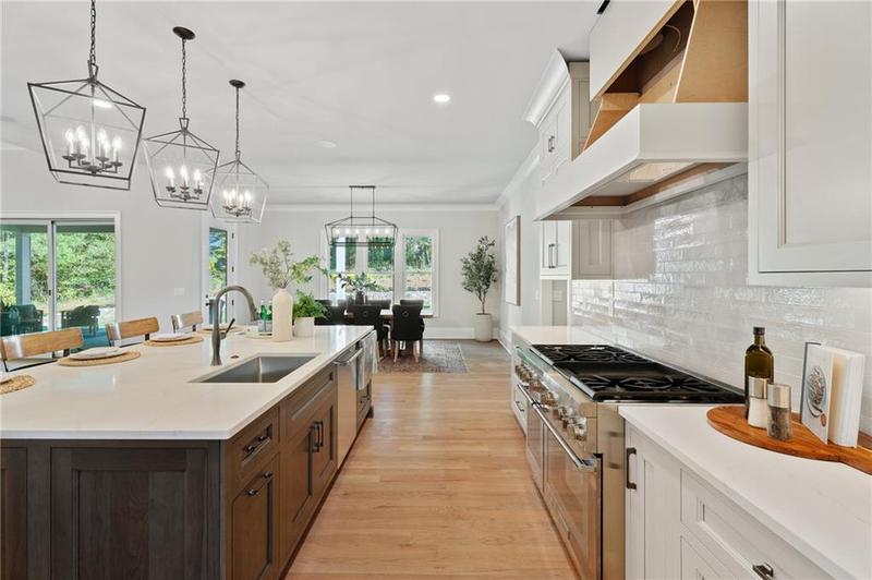 Image for property 16500 Hopewell Road, Alpharetta, GA 30004