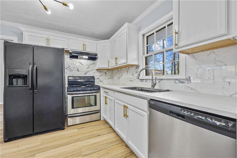 Image for property 111 Charles Place, Cumming, GA 30040