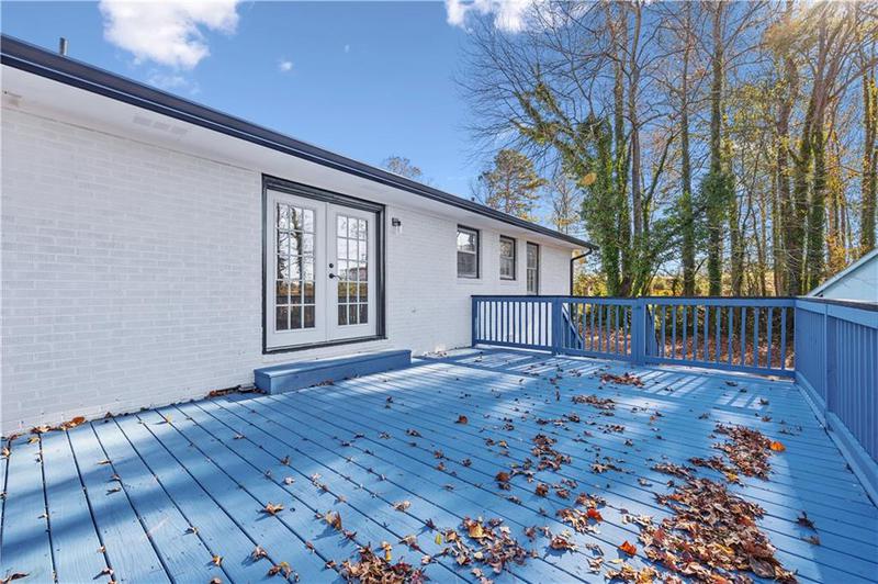 Image for property 111 Charles Place, Cumming, GA 30040