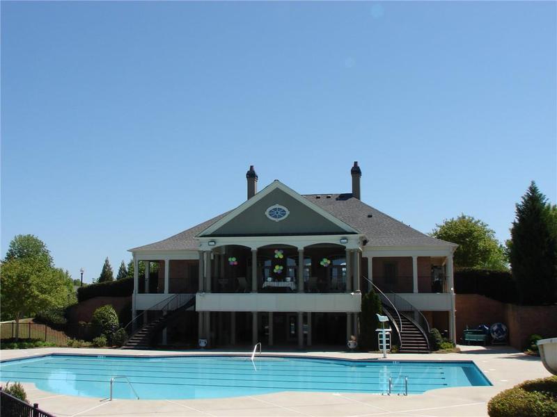 Image for property 4847 Basingstoke Drive, Suwanee, GA 30024