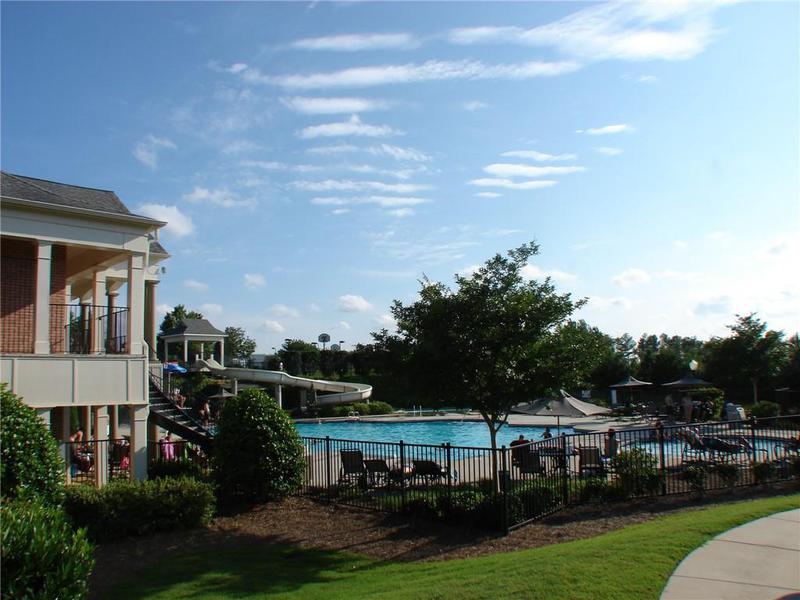 Image for property 4847 Basingstoke Drive, Suwanee, GA 30024