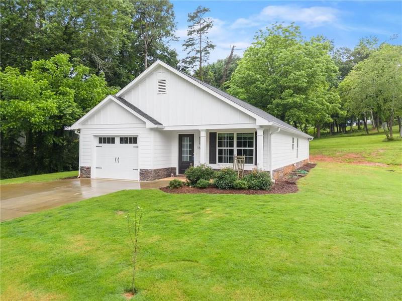 Image for property 1672 Meadow Lark Lane, Gainesville, GA 30501