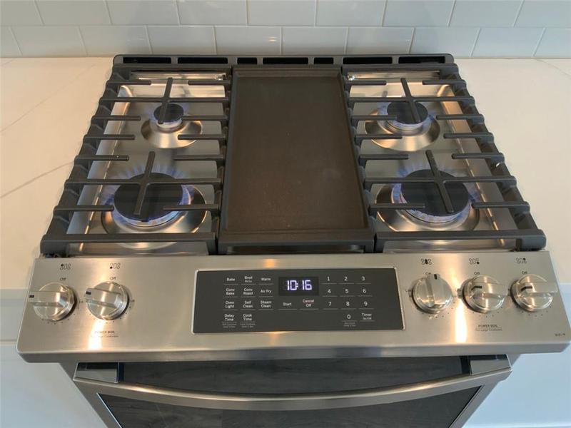 Image for property 3370 REAGAN Way 84, Lawrenceville, GA 30044