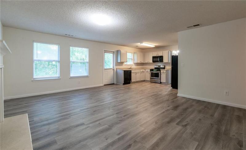 Image for property 3139 Redwood Run, Atlanta, GA 30349