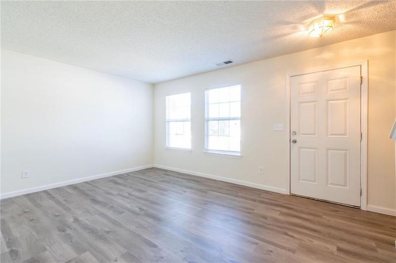 Image for property 3139 Redwood Run, Atlanta, GA 30349