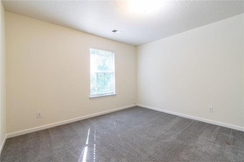 Image for property 3139 Redwood Run, Atlanta, GA 30349