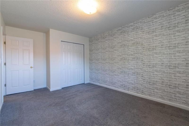 Image for property 3139 Redwood Run, Atlanta, GA 30349