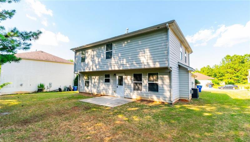 Image for property 3139 Redwood Run, Atlanta, GA 30349