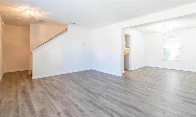 Image for property 3139 Redwood Run, Atlanta, GA 30349
