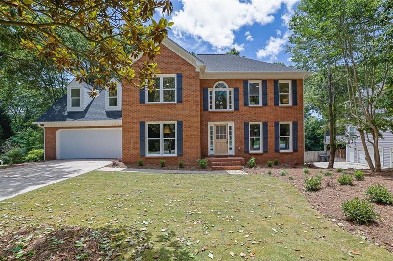 Image for property 4999 Willow Creek Drive, Woodstock, GA 30188