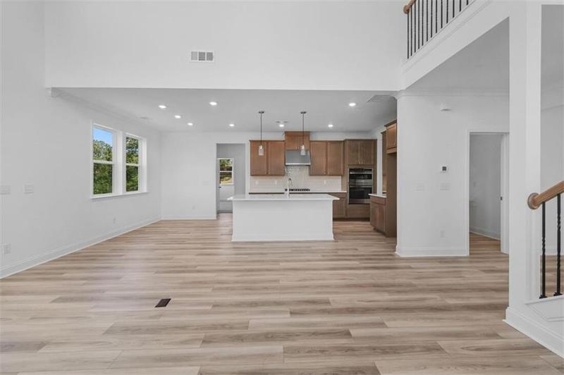 Image for property 8670 Stratford Oaks Avenue, Ball Ground, GA 30107