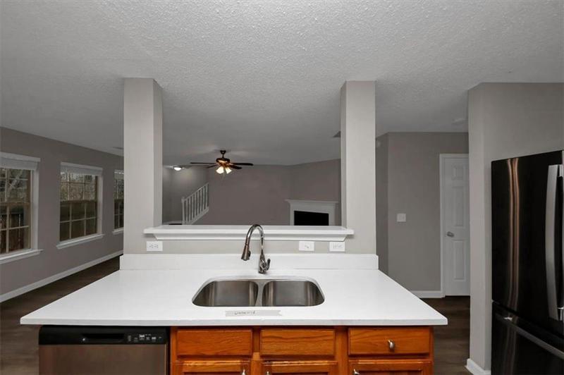 Image for property 3542 BROOKSTONE Way, Union City, GA 30291