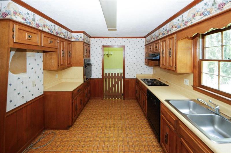 Image for property 2994 Ravenwolfe Way, Snellville, GA 30039