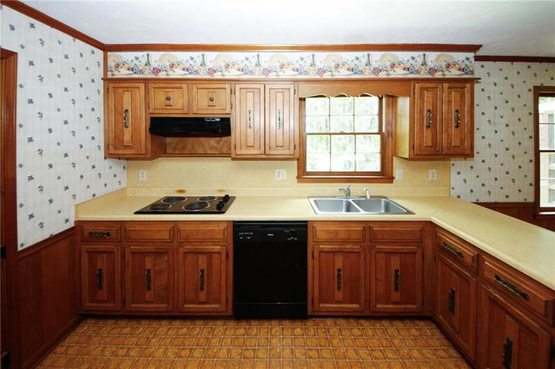 Image for property 2994 Ravenwolfe Way, Snellville, GA 30039