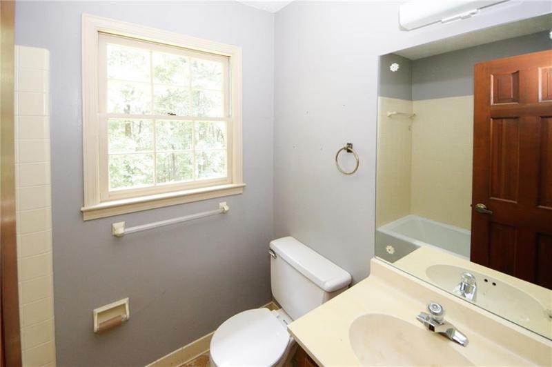 Image for property 2994 Ravenwolfe Way, Snellville, GA 30039