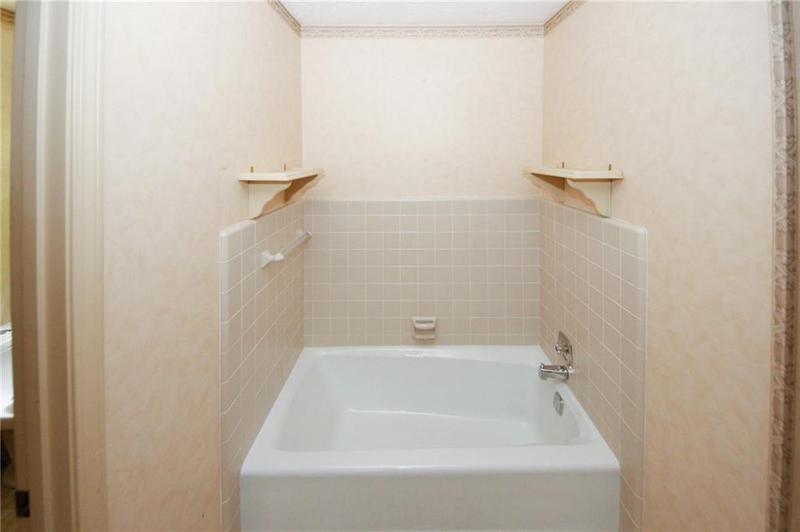 Image for property 2994 Ravenwolfe Way, Snellville, GA 30039