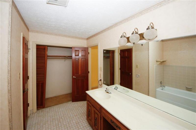 Image for property 2994 Ravenwolfe Way, Snellville, GA 30039