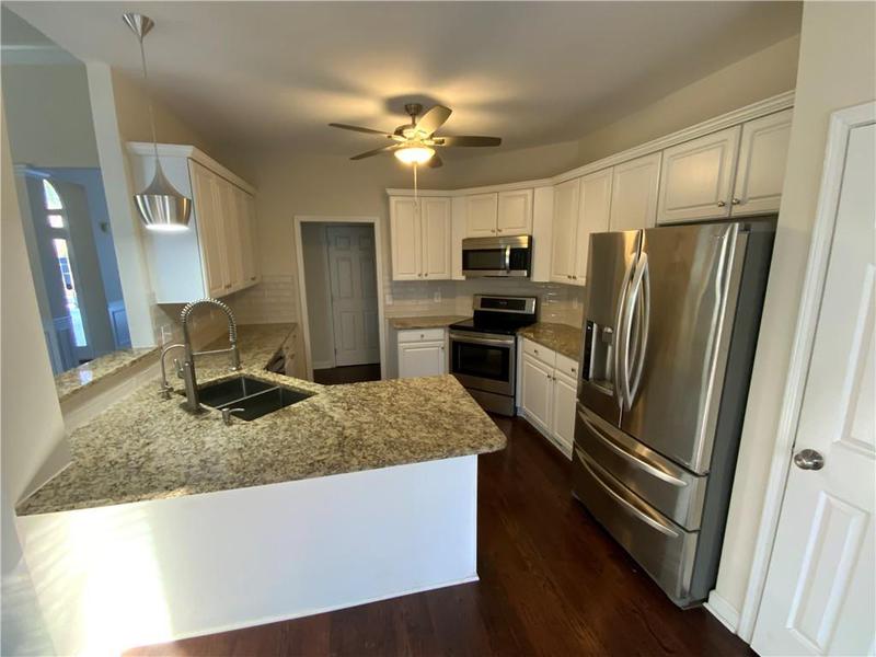 Image for property 5055 Hickory Hills Drive, Woodstock, GA 30188