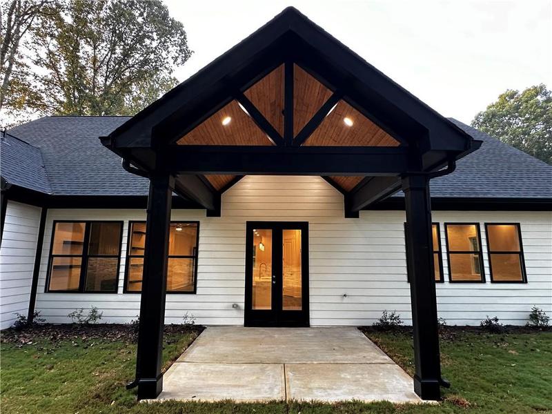 Image for property 3718 Ledan Road, Gainesville, GA 30506