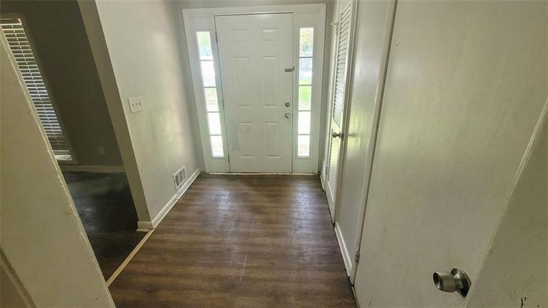 Image for property 2327 STERLING RIDGE Road, Decatur, GA 30032