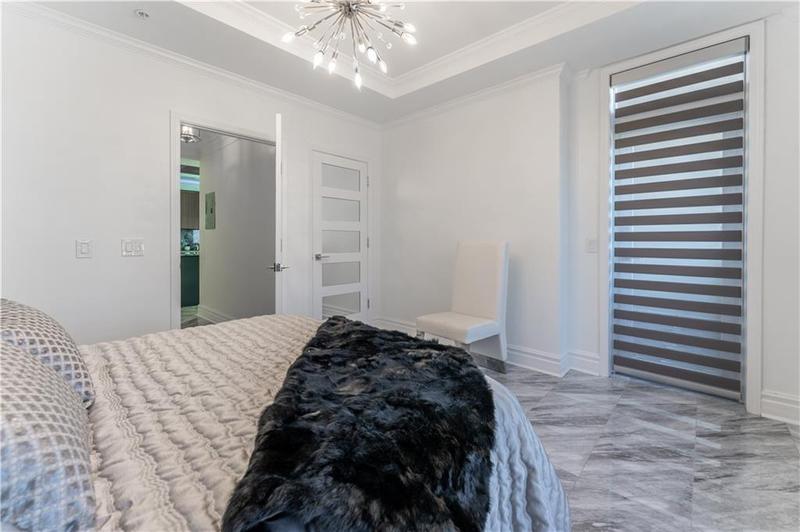 Image for property 3334 Peachtree Road 1209, 1210, Atlanta, GA 30326