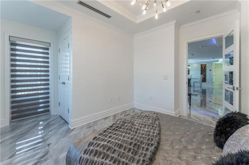 Image for property 3334 Peachtree Road 1209, 1210, Atlanta, GA 30326