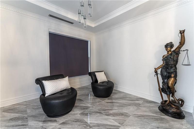 Image for property 3334 Peachtree Road 1209, 1210, Atlanta, GA 30326