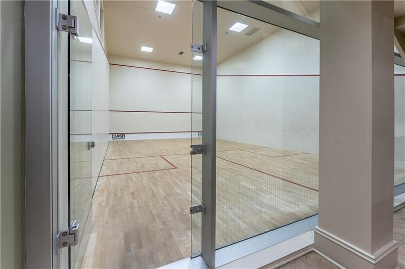 Image for property 3334 Peachtree Road 1209, 1210, Atlanta, GA 30326