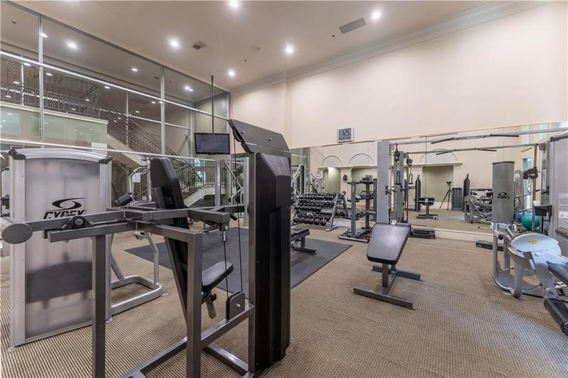 Image for property 3334 Peachtree Road 1209, 1210, Atlanta, GA 30326