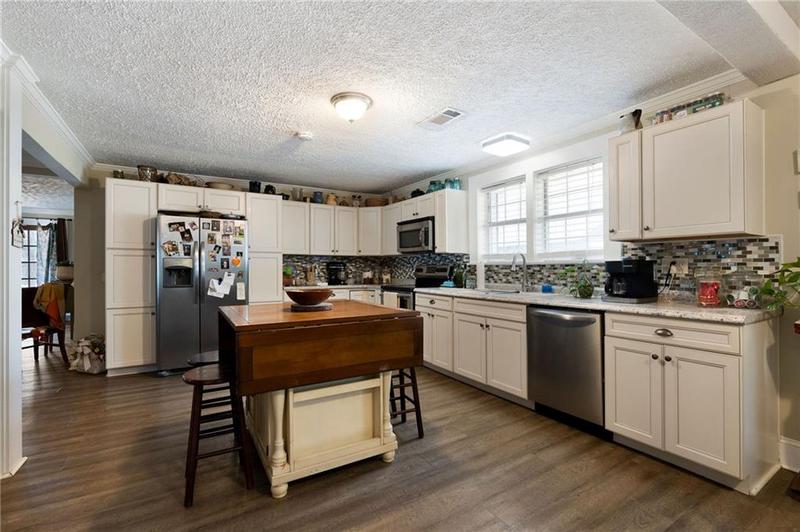 Image for property 1404 Cassville Road, Cartersville, GA 30121