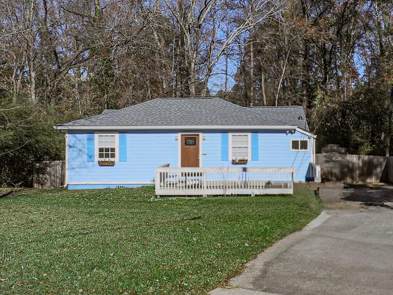 Image for property 2538 Gordon Circle, Smyrna, GA 30080