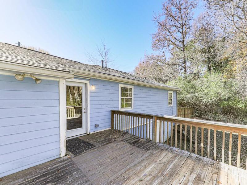 Image for property 2538 Gordon Circle, Smyrna, GA 30080